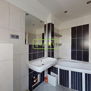 Prodej bytu 2+1 58 m² Horní Slavkov, Dlouhá