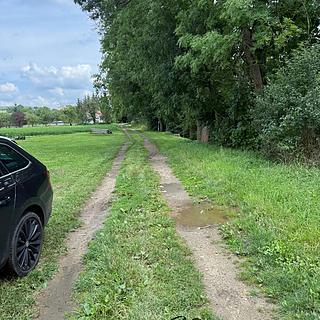 Prodej zahrady 1 297 m² Záhorovice