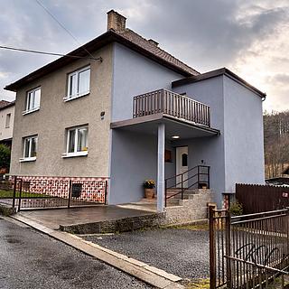 Prodej rodinného domu 232 m&sup2; Dešná