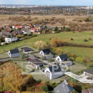 Prodej stavební parcely 1 075 m² Praha, U školky