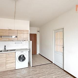 Pronájem bytu 1+1 35 m² Jirkov, SNP