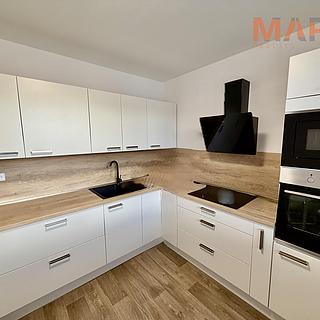 Pronájem bytu 2+1 62 m² Chomutov, Holešická