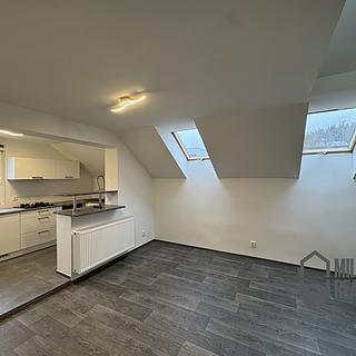 Pronájem bytu 3+kk 76 m² Jablonec nad Nisou Kokonín, Rychnovská