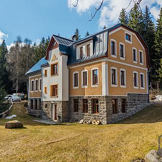 Prodej chalupy 430 m&sup2; Josefův Důl