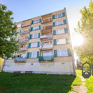 Prodej bytu 2+1 49 m² Hejnice, Sídliště