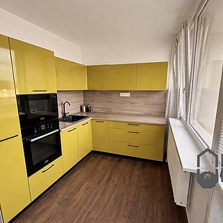 Pronájem bytu 2+1 55 m&sup2; Česká Lípa