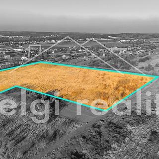 Prodej stavební parcely 23 288 m² Znojmo