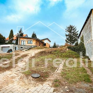 Prodej stavební parcely 1 126 m² Rataje