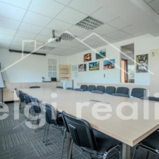 Pronájem kanceláře 453 m² Brno