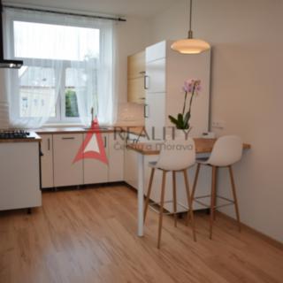 Pronájem bytu 2+kk 100 m² Jihlava