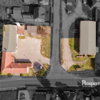 Prodej obchodu 880 m² Okna