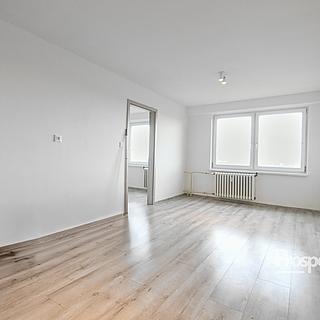 Pronájem bytu 1+1 34 m&sup2; Přerov