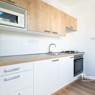 Pronájem bytu 2+1 54 m² Kladno Kročehlavy, Havanská