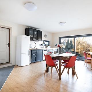 Prodej rodinného domu 141 m&sup2; Veleň