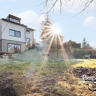 Prodej rodinného domu 141 m² Veleň