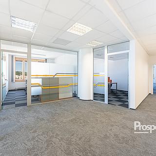 Pronájem kanceláře 142 m&sup2; Brno