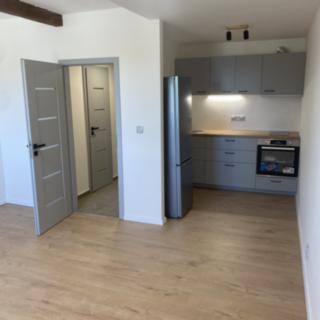 Pronájem bytu 1+kk, garsoniery 32 m² Stochov