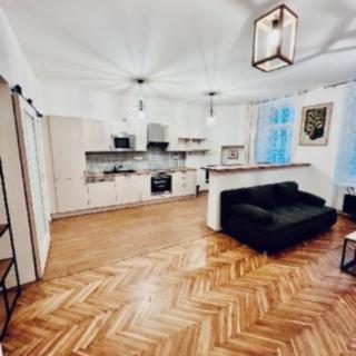 Pronájem bytu 2+kk 62 m² Praha Vinohrady, Slavíkova