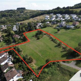 Prodej stavební parcely 11 240 m² Zlín
