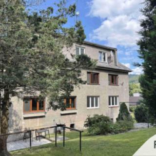 Prodej bytu 3+1 60 m² Liberec XV-Starý Harcov, Na Skřivanech