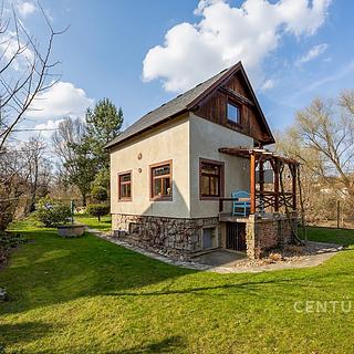 Prodej chaty 50 m&sup2; Dolany nad Vltavou