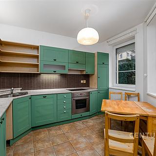 Pronájem bytu 2+1 60 m² Starý Plzenec, Máchova