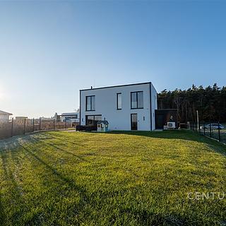 Prodej rodinného domu 162 m² Zruč-Senec Zruč