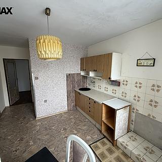 Prodej bytu 2+1 44 m² Komňa