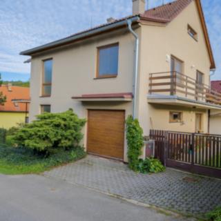 Prodej rodinného domu 180 m² Zbraslavec