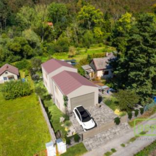 Prodej stavební parcely 669 m&sup2; Zadní Třebaň