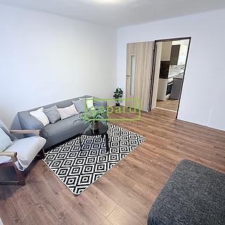 Pronájem bytu 2+1 50 m² Solenice