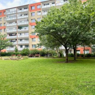 Pronájem bytu 4+1 92 m² Praha