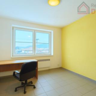 Pronájem ostatní nemovitosti 15 m² Dobrovice Sýčina