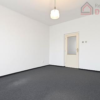 Pronájem kanceláře 13 m&sup2; Mladá Boleslav