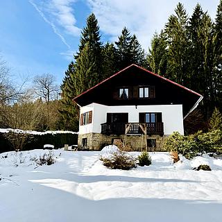 Prodej rodinného domu 361 m&sup2; Loučovice