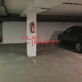 Pronájem parkovacího místa 22 m² Praha Vršovice, Uzbecká