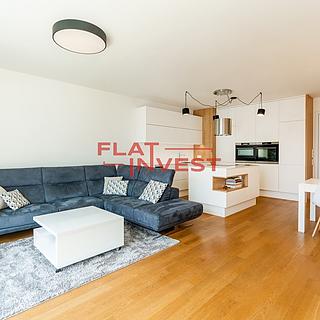 Pronájem bytu 3+kk 106 m² Praha