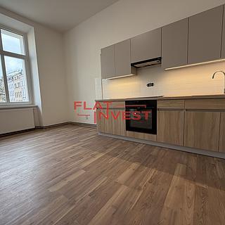 Pronájem bytu 3+kk 106 m² Liberec II-Nové Město, Růžová