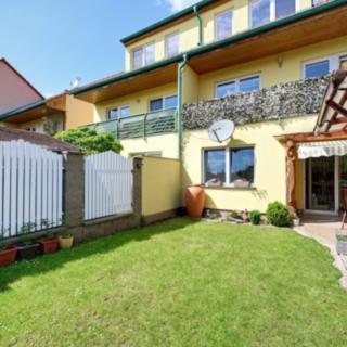 Prodej bytu 3+kk 70 m² Nehvizdy