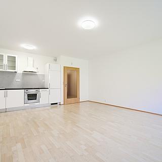 Prodej bytu 1+kk, garsoniery 39 m&sup2; Praha
