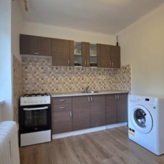 Pronájem bytu 1+1 40 m² Kladno