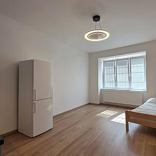 Pronájem bytu 1+kk, garsoniery 35 m&sup2; Praha
