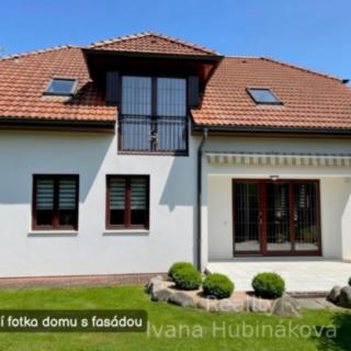 Prodej rodinného domu, 185m²