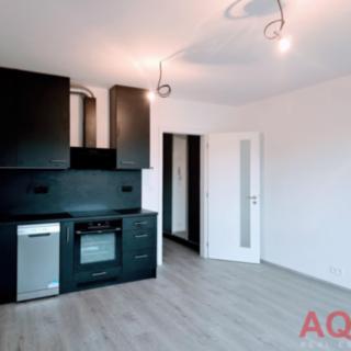 Pronájem bytu 1+kk a garsoniéry 31 m² Praha Horní Měcholupy, Boloňská