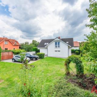 Prodej rodinného domu 230 m² Praha Kolovraty, Skautská