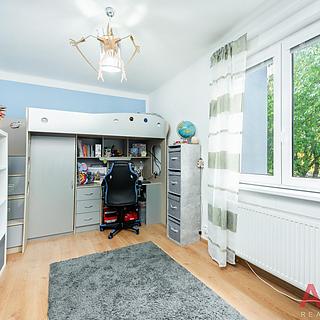 Prodej bytu 3+kk 82 m² Mělnické Vtelno