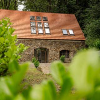 Prodej rodinného domu 276 m² Okoř