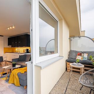 Pronájem bytu 2+kk, 45m²