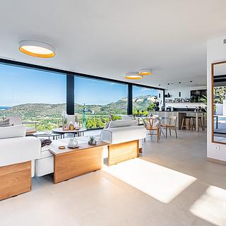 Prodej rodinného domu, 280m²