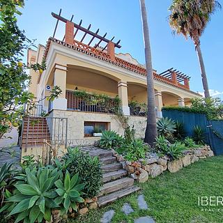 Prodej rodinného domu, 625m&sup2;